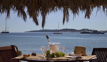 Best Holiday Hotel Grimaud Exterior foto